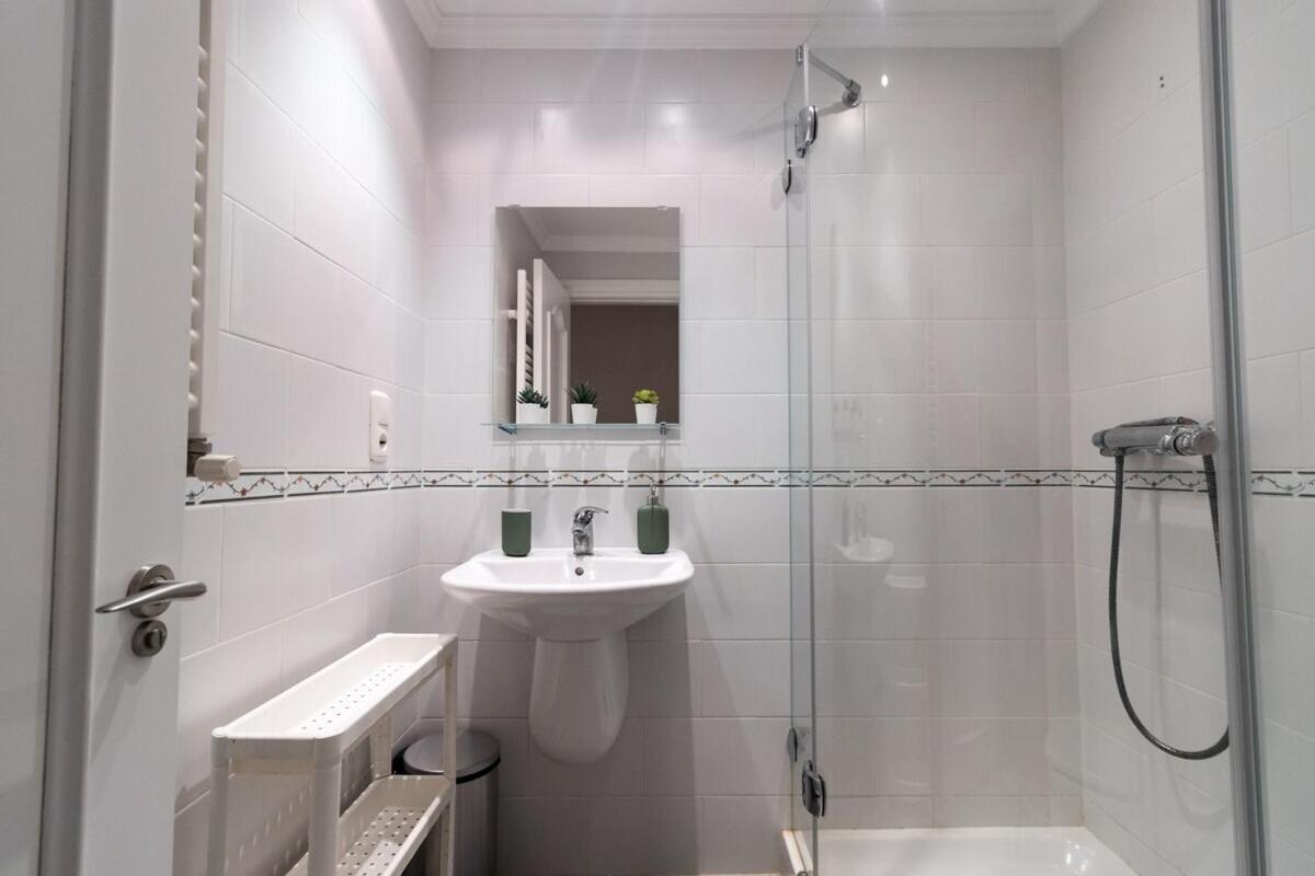 Apartamento Centro Gijon Con Parking Apartment Exterior photo